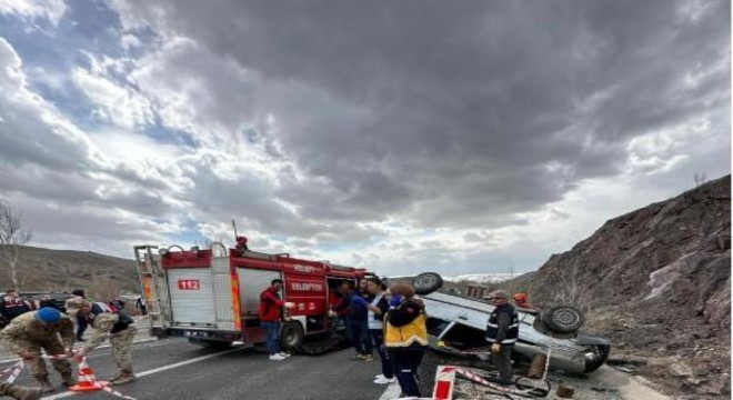  Gümüşhane yolunda trafik kazası: 1 ölü 1 yaralı